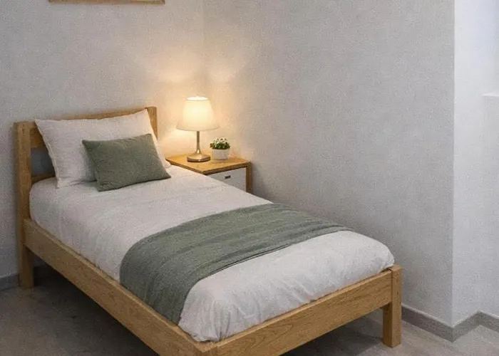 Hostel D'etape A La Maison - Sur Le Gr 65 -saint D'olt Saint-Côme-dʼOlt