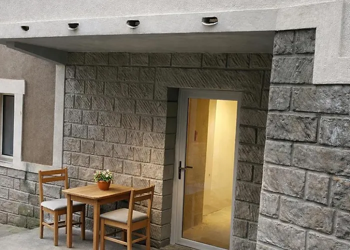 D'étape Côme à La Maison - Sur Le Gr 65 -saint Côme D'olt Auberge de jeunesse